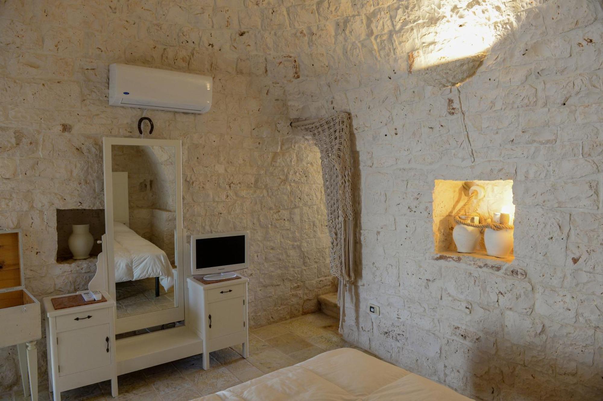 Trulli Lisanna - Apulian Hideaway With Pool Διαμέρισμα Antonelli Εξωτερικό φωτογραφία